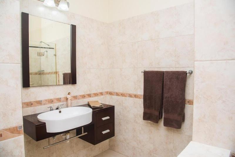 Ferienwohnung Maribella@Crystal Cove Ocho Rios Stanmore Grove Exterior foto
